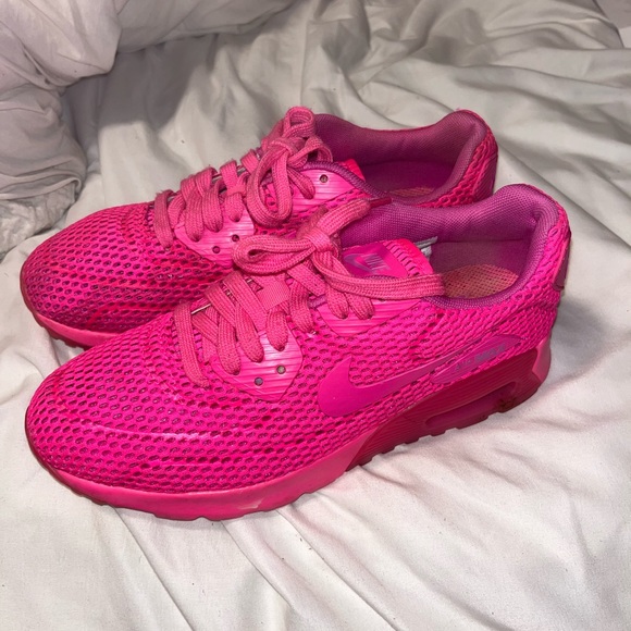 Nike Shoes - Hot Pink Air Max